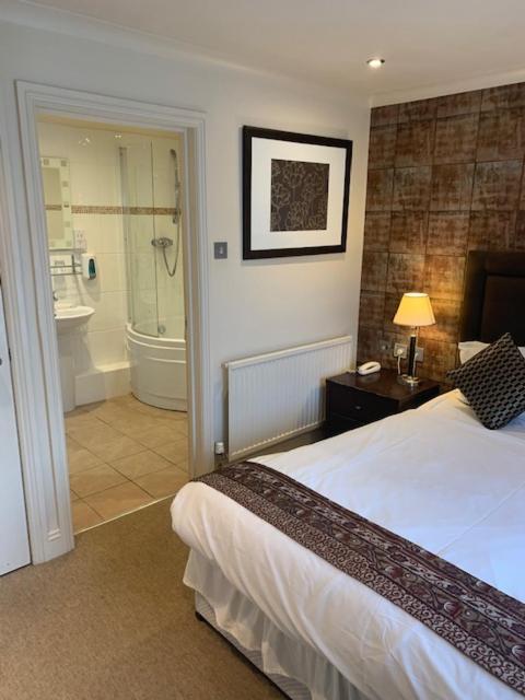 The Court 3* Yeovil